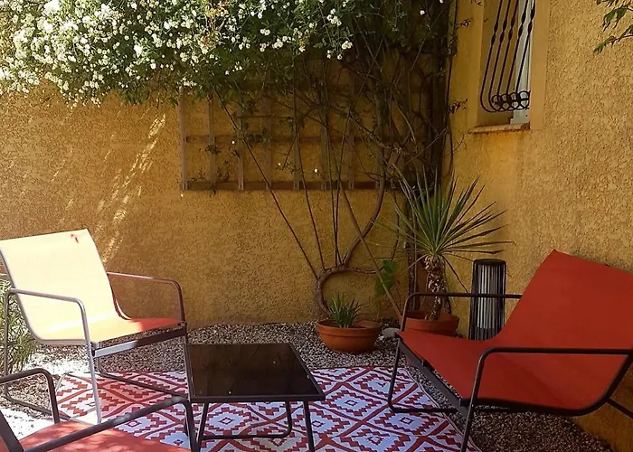 Nid En Garrigue Lauret (Herault)